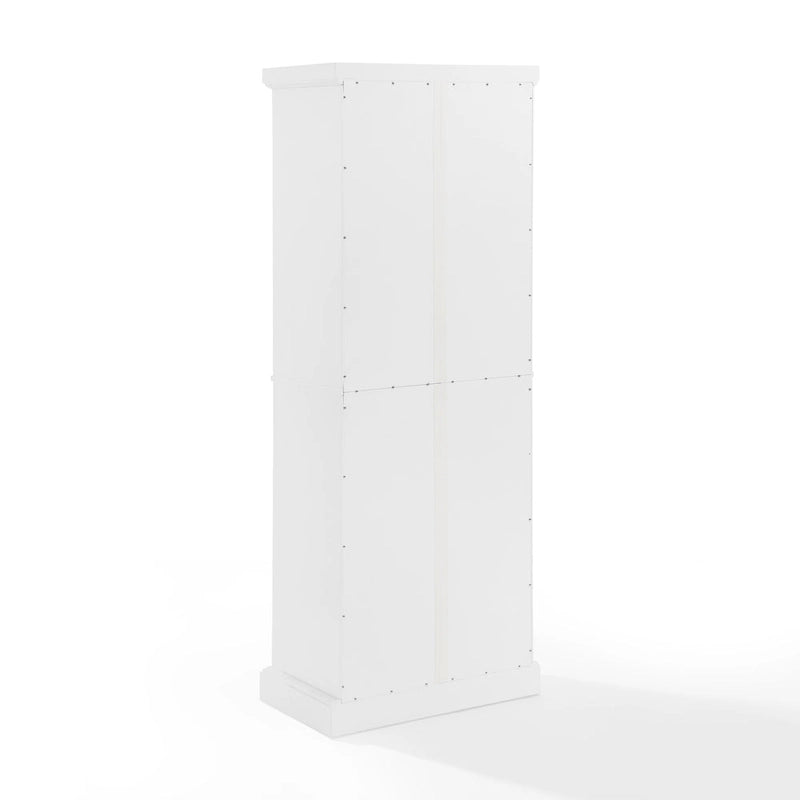 Armoire de garde-manger en lambris de style côtier