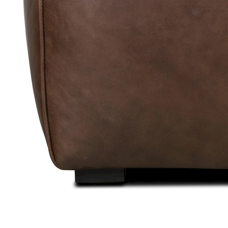 Pouf en cuir
